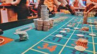 Crazytower Casino : ce que ces plateformes disent vraiment de l’économie numérique actuelle